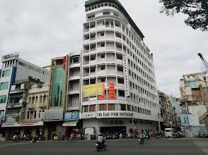 Chính chủ bán tòa nhà góc 2mtkd vip 411 trần hưng đạo b  châu văn liêm. 10 tầng giá 300 tỷ