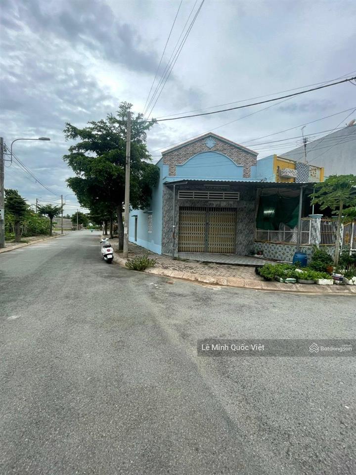 Cần bán lô đất kdc nam long dt 80,8m2. giá rẻ thị trường