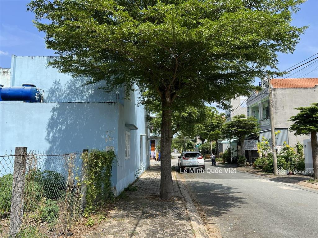 Cần bán lô đất kdc nam long dt 80,8m2. giá rẻ thị trường