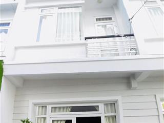 Nhà kqh phan đình phùng p2 giá chỉ 7,6 tỷ