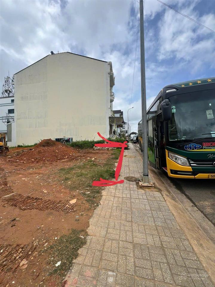 Đất khu liên hiệp thể thao 110m2, giá chỉ 9 tỷ 500tr