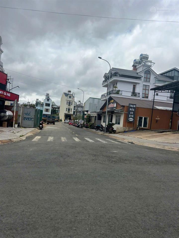 Đất khu liên hiệp thể thao 110m2, giá chỉ 9 tỷ 500tr