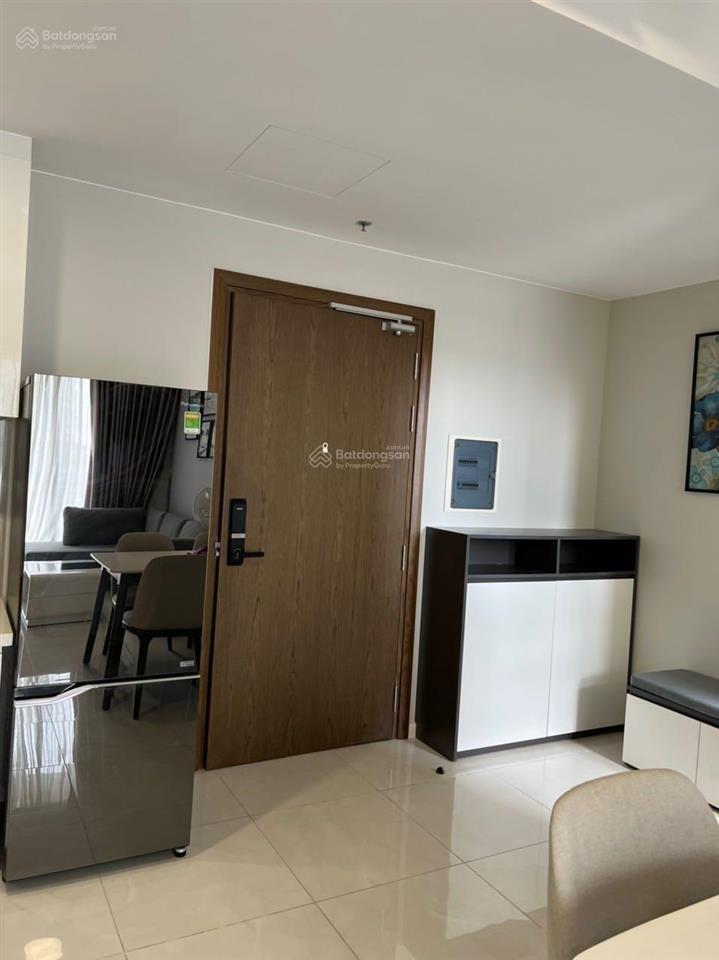 Một căn hiếm có 2pn, 2wc, đầy đủ nội thất giá chỉ 19 triệu/tháng. sẵn suất vào ở ngay, giá tốt