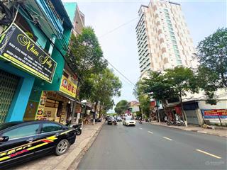 Bán nhà mặt tiền hoàng diệu/ nha trang ngang 11m  đi bộ ra tới biển