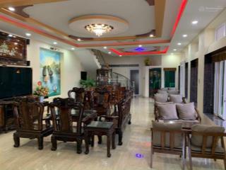 Căn góc 2 mt  3 tầng view công viên kđt phước long, nha trang ( có sổ hồng )