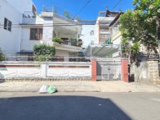 Nhà 3 tầng mặt tiền mê linh  nha trang ( ngang 11.41m ngang hiếm )