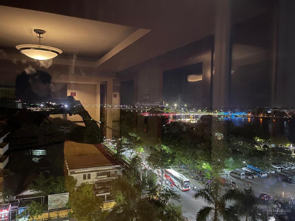 Bán gấp siêu toà nhà mặt phố hoàng quốc việt, cầu giấy, khách sạn 4 sao 15 tầng, hầm 2 tỷ/th 160 tỷ