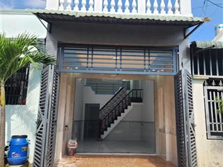 Bán nhà cấp 4 gác đúc gần đường lê thị trung 200m