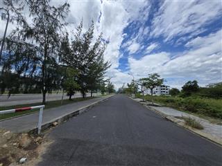 Đỉnh cao siêu phẩm lô góc biệt thự view sông quán trường, đẹp và độc thưa quý anh chị,  e cường ạ