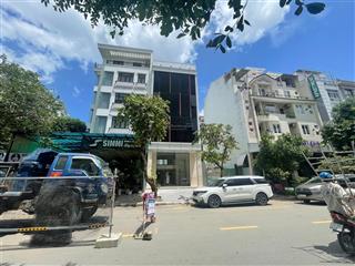 Cho thuê nhà phố có thang máy mới xây khu hưng phước 3 phú mỹ hưng