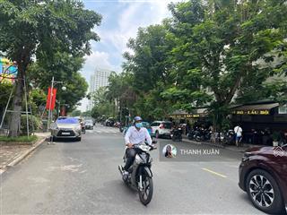 Bán shophouse mỹ an khu cảnh đồi phú mỹ hưng giá chỉ 20 tỷ
