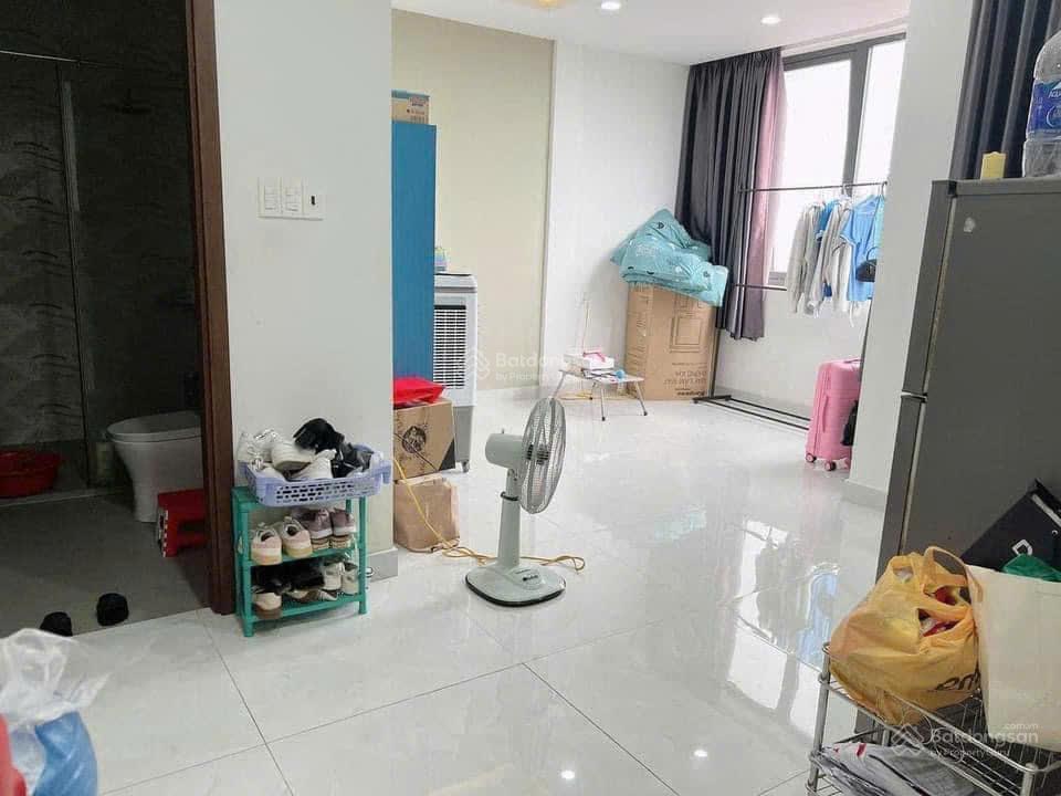 Cho thuê phòng mới, có ban công giá rẻ tại quận 9