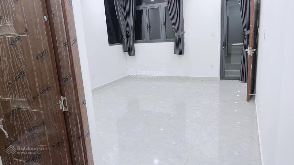 Cho thuê phòng mới, có ban công giá rẻ tại quận 9