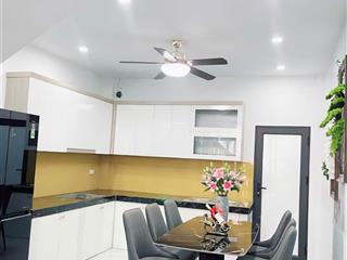 Bán nhà hoàng hoa thám ngõ ô tô thông, gần phố, 44m² x 5 tầng hơn 14 tỷ