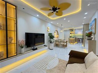Bán cc sky garden 3, 6,8 tỷ, 74m2, 3pn, 2wc, pháp lý đầy đủ tại tân phong, q7, hcm