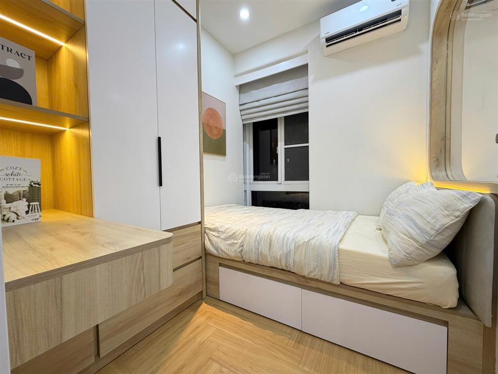 Bán cc sky garden 3, 6,8 tỷ, 74m2, 3pn, 2wc, pháp lý đầy đủ tại tân phong, q7, hcm