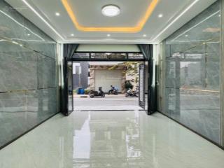 Nóng phát hiện căn nhà 2 tầng măt tiền 741, giá rẻ bất ngờ