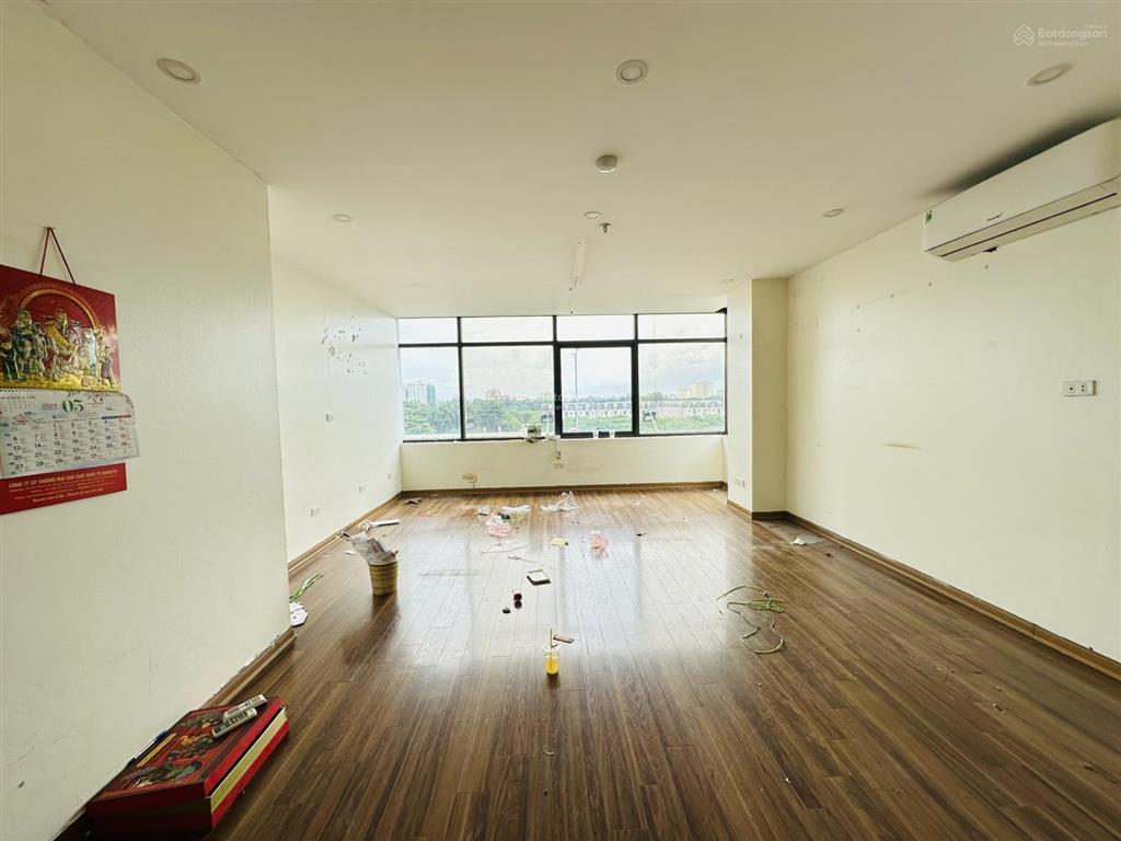 Văn phòng tại 227 phạm văn đồng. 60m2 giá thuê 7 triệu/tháng