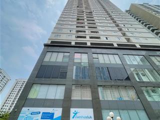 Văn phòng tại ngoại giao đoàn  cầu giấy. 60m² giá thuê 8 triệu/th