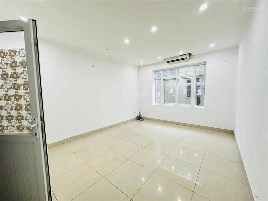 Văn phòng tại ba đình diện tích 25m² giá chỉ 3.5 triệu