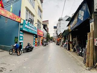 Chủ cần bán gấp nhà mặt phố  xuân đỉnh  dt 200m2  giá sút 40 tỷ  kinh doanh đắc địa