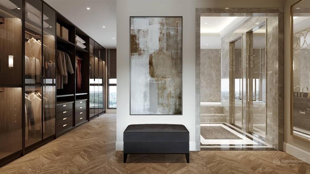 Chính chủ bán căn hộ chung cư liễu giai tower 26 liễu giai, 147m2, 3n, giá 130tr.  0826 218 ***