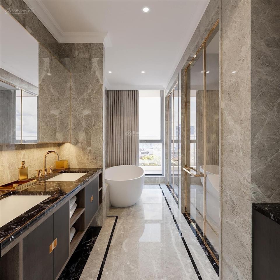 Chính chủ bán căn hộ chung cư liễu giai tower 26 liễu giai, 147m2, 3n, giá 130tr.  0826 218 ***