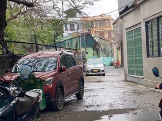 Chính chủ cần bán nhà ngõ 189 hoàng hoa thám, 77m2, nở hậu, mt 5m, ô tô đỗ cửa, giá chỉ 4,5 tỷ