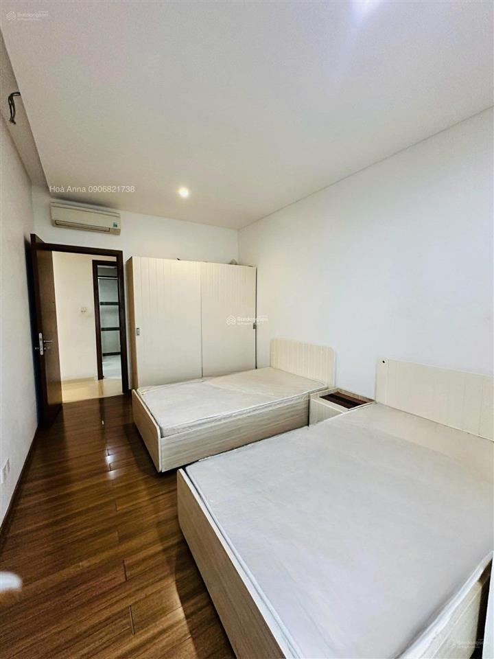 Bán gấp căn 2pn, 2wc, full nội thất, view sông sài gòn rất đẹp, có hđ thuê 26tr  sổ hồng sẵn