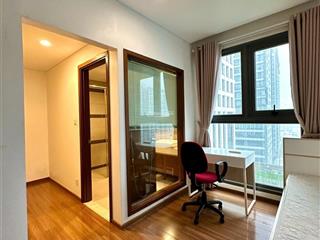 Bán gấp căn 2pn, 2wc, full nội thất, view sông sài gòn rất đẹp, sổ hồng chính chủ, có hđ thuê 26tr