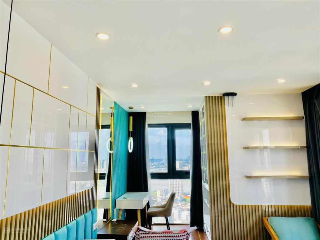 Bán căn góc 2pn, 101,55m2 pearl plaza, full nội thất cao cấp, có khách thuê sẵn  sổ hồng sẵn