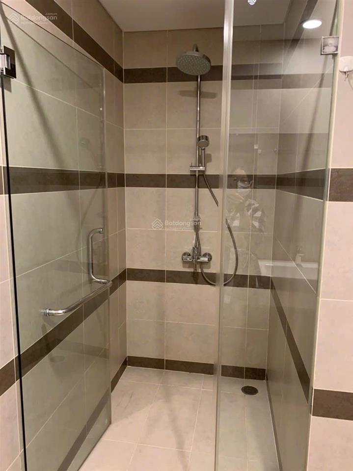 Bán căn 1pn, 56m2, pearl plaza, full nội thất, có hđ thuê 17tr/tháng  sổ hồng chính chủ