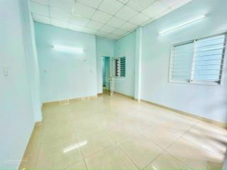 Cho thuê nhà phố trục kinh doanh. giá 15 tr/th.  0855 548 ***