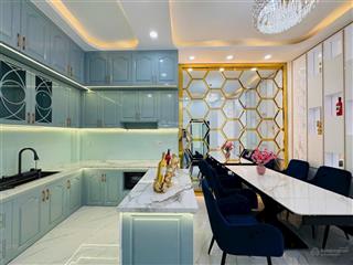 Bán nhà phố q7. giá 8.9 tỷ. sổ hồng