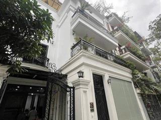 Gấp! bán biệt thự sl vinhomes riverside 220mx5 tầng lưng giáp sông.