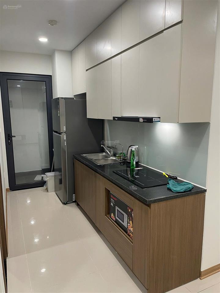 Bán căn rose town 3pn giá chỉ 6,x tỷ, sang tên sổ tới tay khách.  096199535