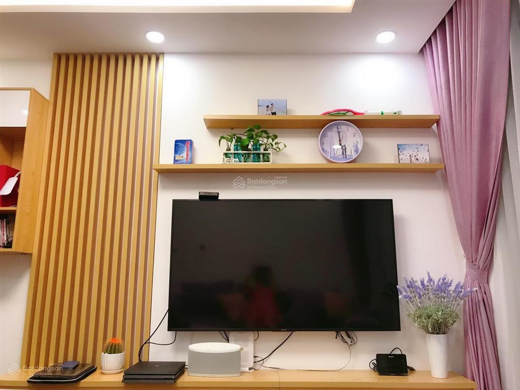 Bán căn eco lake view 2pn full nội thất giá 5,9 tỷ.  0961 995 ***