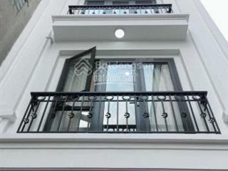 Chính chủ cần cho thuê gấp nhà phân lô liễu giai, dt 55m2 x 5 tầng, ô tô tránh nhau. gía 20tr/th