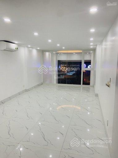 Chính chủ cần cho thuê gấp biệt thự giảng võ, dt 90m2 x 5 tầng, ô tô vào nhà. gía 30tr/th