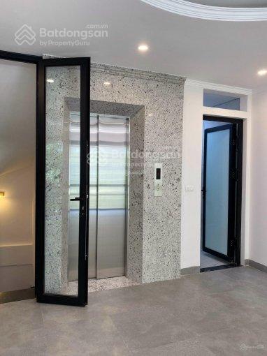 Nhà phân lô hoàng cầu  trần quang diệu, dt 55m2 x 7 tầng, thông sàn, thang máy, kd tốt. giá 36tr