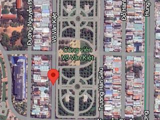 Bán 2 lô liền kề (200m2) đường võ văn kiệt đối diện công viên võ văn kiệt  tp phan thiết