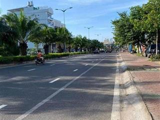 Bán 2 lô (980m2/lô) mặt tiền kinh doanh đại lộ hùng vương tt phan thiết