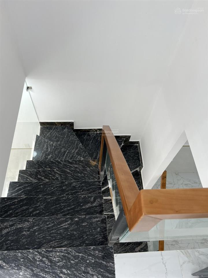 Bán nhà riêng tại bùi văn ngữ, hiệp thành, q12, tp. hcm, 1,35 tỷ, 26m2, hàng hiếm tại giá cực chất