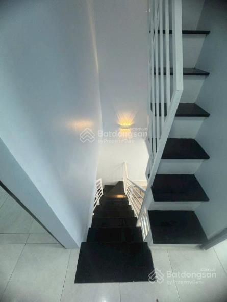 Bán nhà riêng tỉnh lộ 10, bình tân  30 m²  nhà mới + full thổ cư  1,75 tỷ