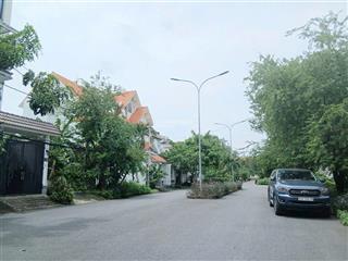 Đất trống 9,5x20m2 đường 16m khu bên sông