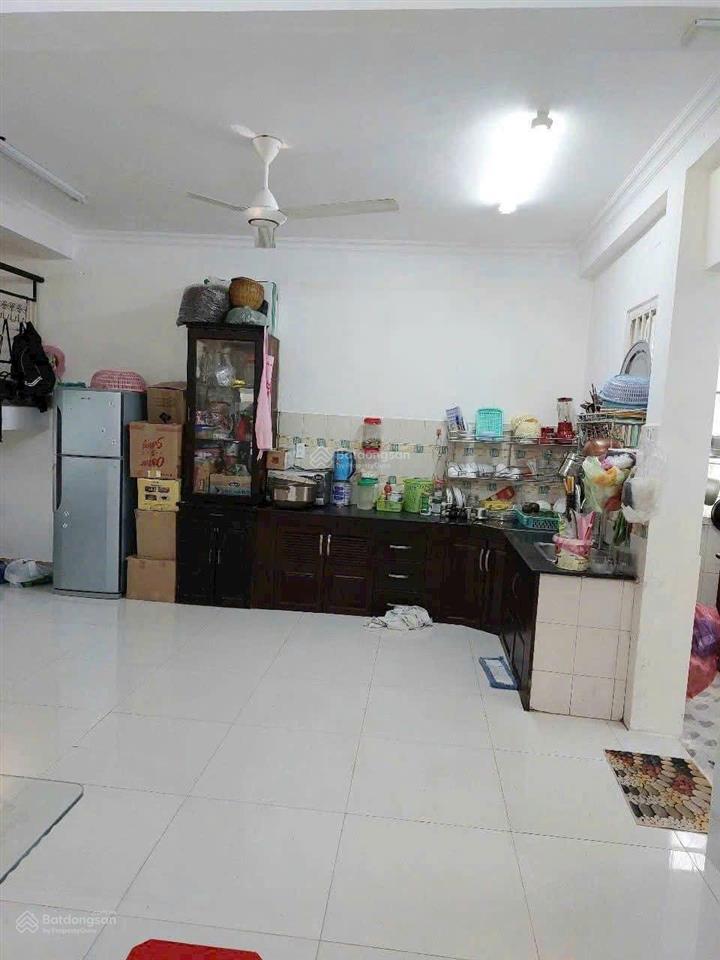 Nhà 3 tầng 6x17m đường 12m bên sông
hiệp bình chánh, thủ đức
