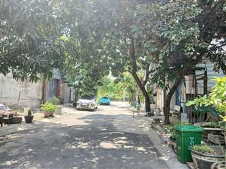 Nhà 3 tầng 6x17m đường 12m bên sông
hiệp bình chánh, thủ đức