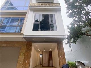 Bán gấp tòa nhà 7 tầng khu đô thị văn khê, 50 m2, 3 ô tô tránh, thoáng trước sau giá 16,5 tỷ