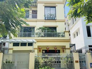 Tiếp tục giảm 3 tỷ bán gấp tòa biệt thự kđt văn quán 240 m2, giá thỏa thuận