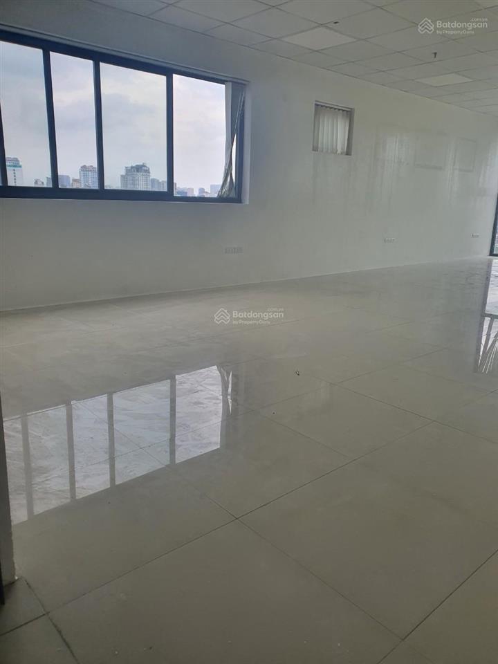 Cho thuê gấp văn phòng 156 phố kim mã, 20 triệu, 75 m2 hàng hiếm tại ba đình, hà nội